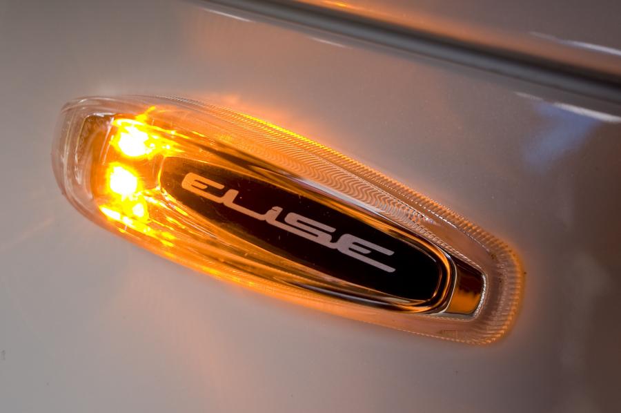  Lotus Elise 2010 года  (фото 4 из 57)